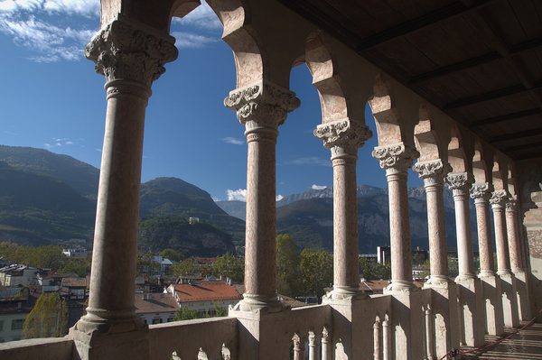Singles in Trento: view of the city